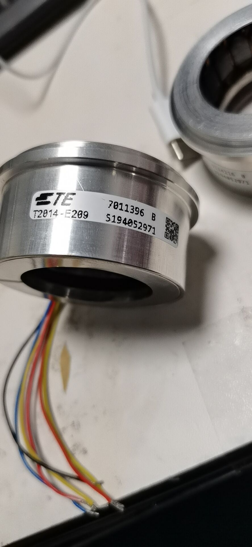 TYCO ENCODER AND RESOLVER  NEW PRODUCTS  LOWEST PRICE IN STOCK